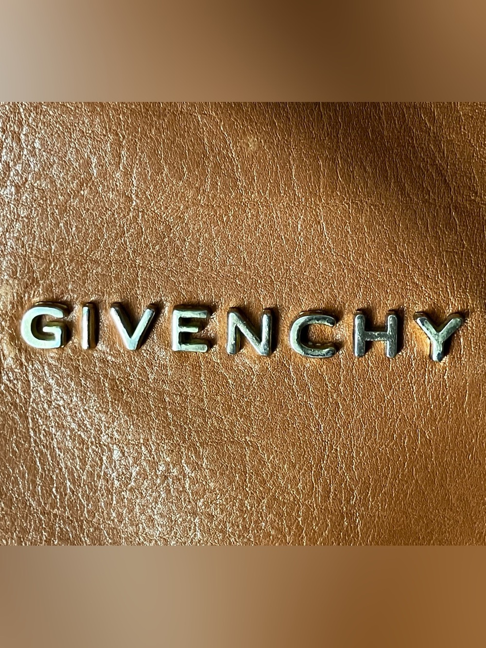 Givenchy Pandora Bag in Tan/Brown Leather calfskin with strap and dust bag sz M - Picture 4 of 8